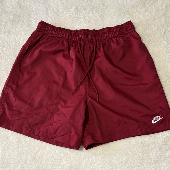 Nike Other - Nike Burgundy shorts men’s medium mesh lined